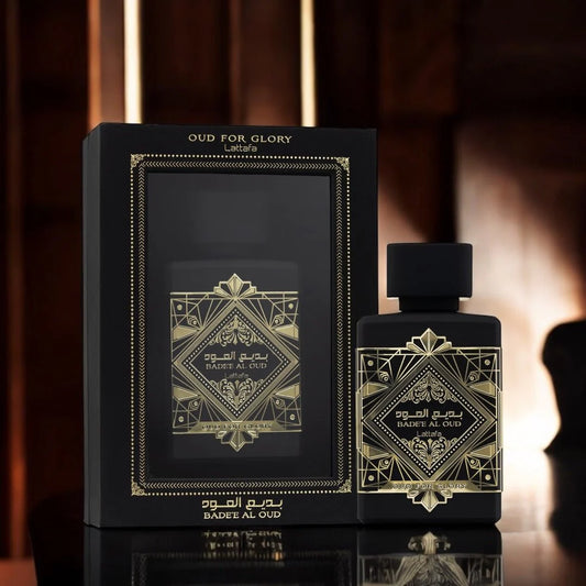 Lattafa Badeโe Al Oud Oud for Glory Eau de Parfum 100 ml bottle โ spicy oud fragrance with saffron, patchouli, and warm musky base