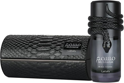Lattafa Musamam Black Intense Eau de Parfum 100 ml bottle – woody aromatic amber fragrance with lavender, cedarwood, tonka bean, and creamy amber woody base