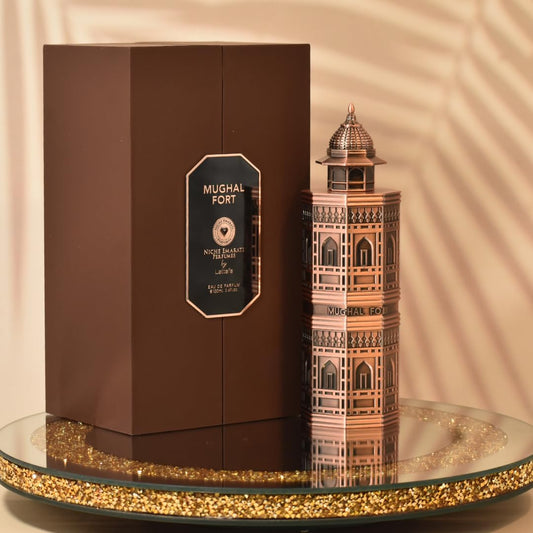 Lattafa Niche Emarati Mughal Fort Eau de Parfum 100 ml bottle – warm spicy fragrance with rich amber and deep woody musky base