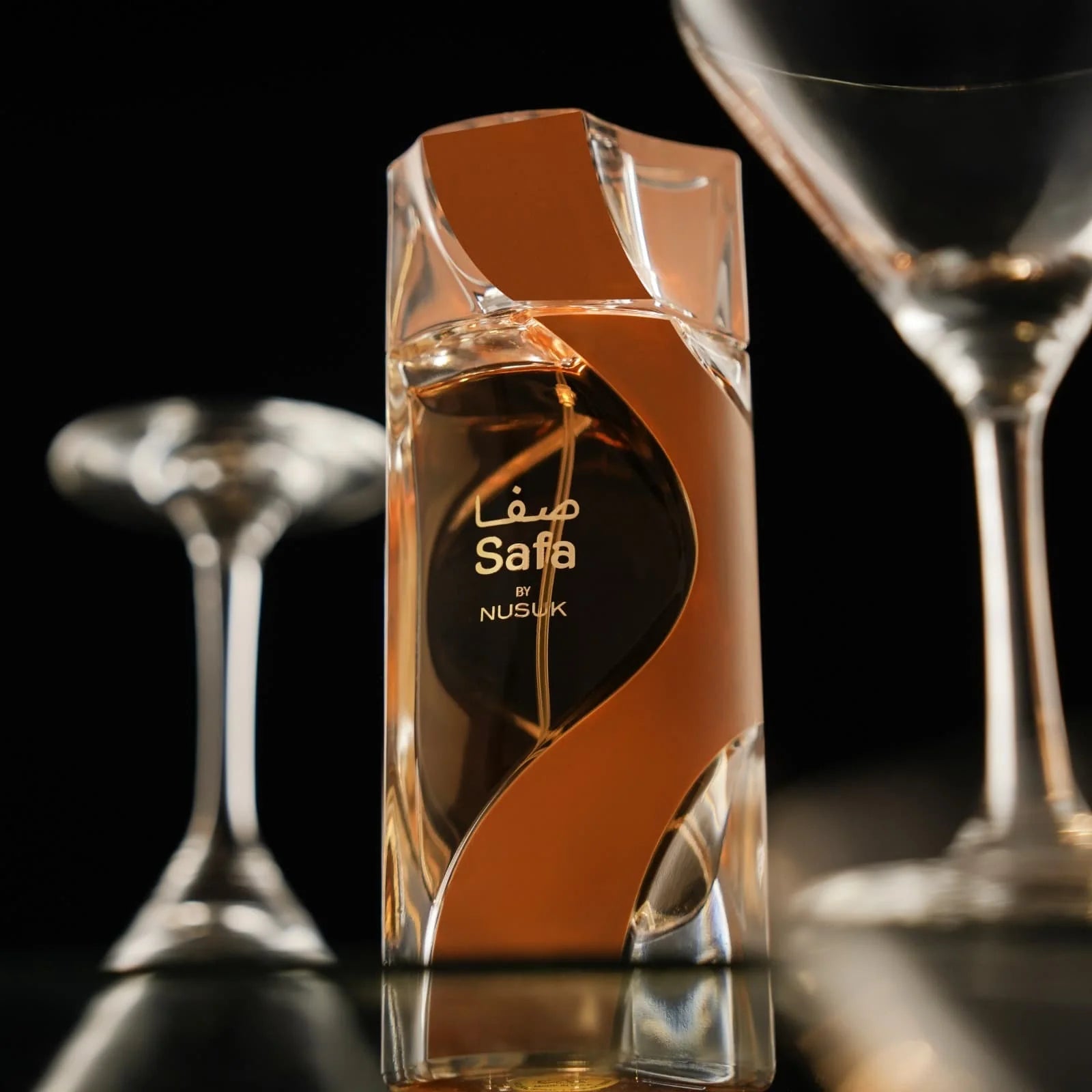 Nusuk Safa Eau de Parfum 100 ml bottle – warm spicy woody fragrance with amber, vanilla, oud, and musky base