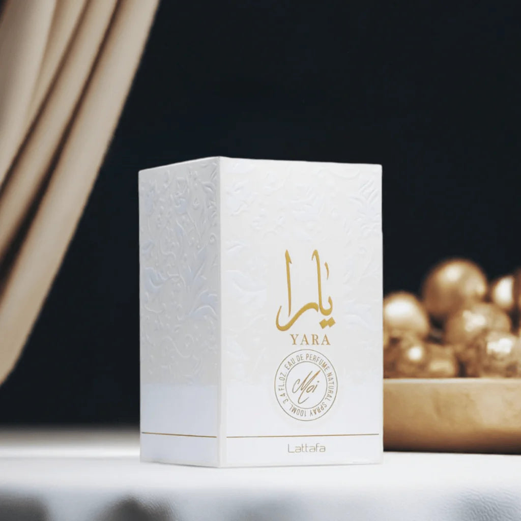 Lattafa Yara Moi Eau de Parfum 100 ml bottle – creamy gourmand fragrance with peach, caramel, amber, sandalwood, and soft floral notes